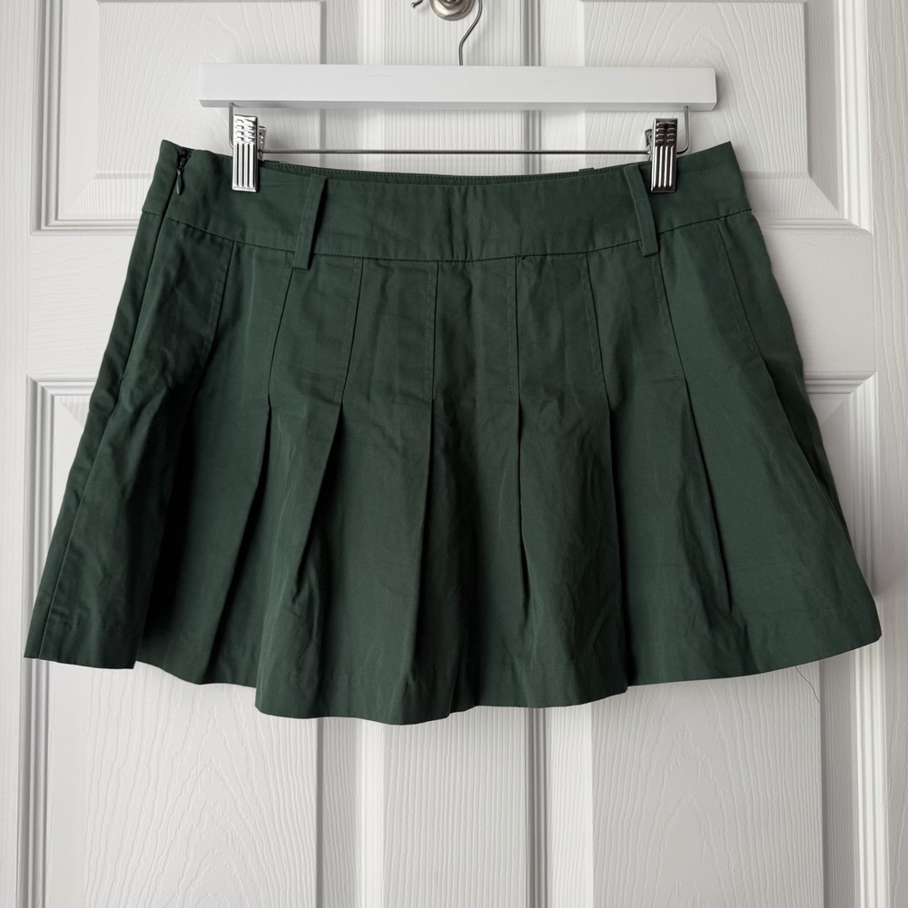 Wayf All In Favor Pleated Mini Skirt Size Small Green Zip Close Y2K